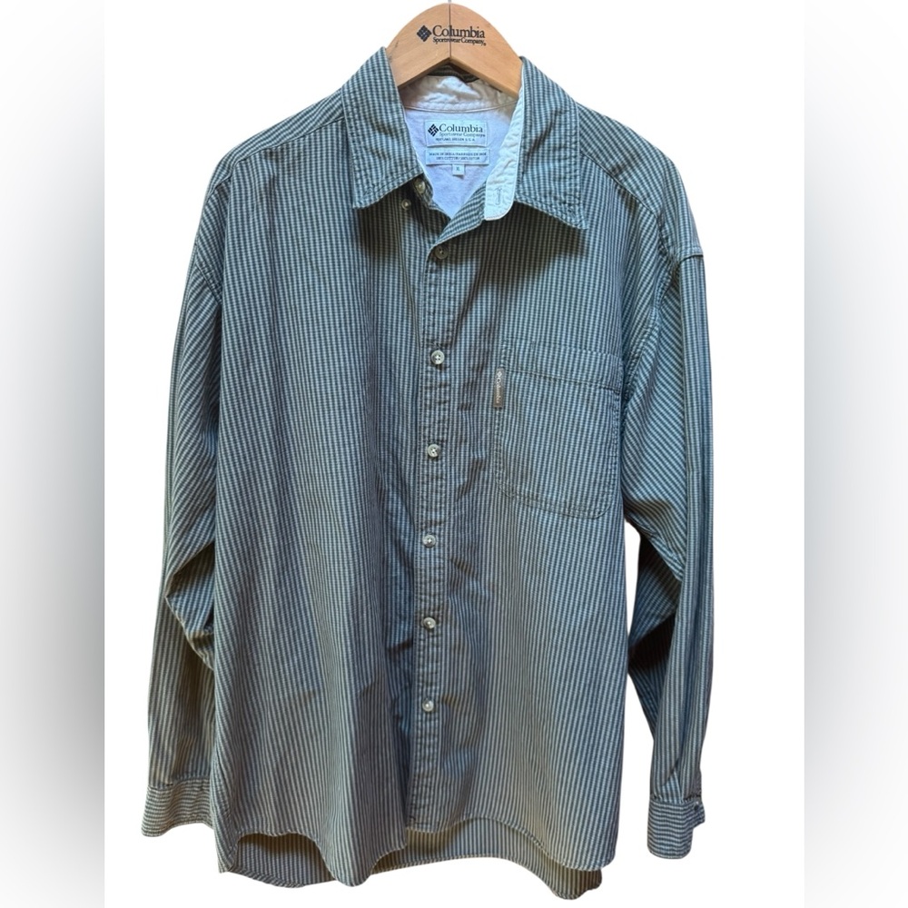 1990s Columbia 100% Cotton Checked Pattern Oxford Button Down Shirt